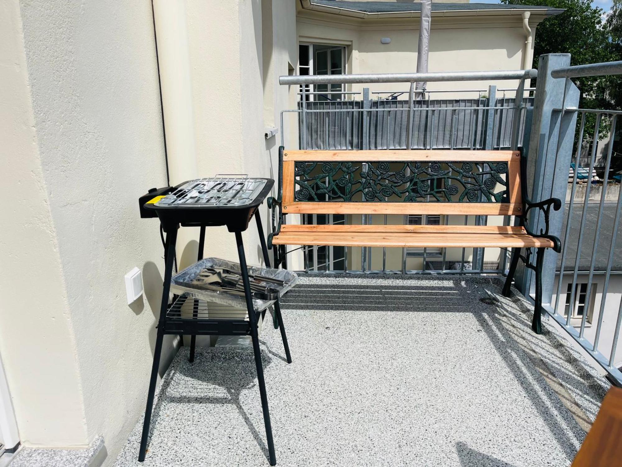 Filmap-Charmant-Modern-Zentral-Balkon-Beamer-Spieletisch Görlitz Esterno foto